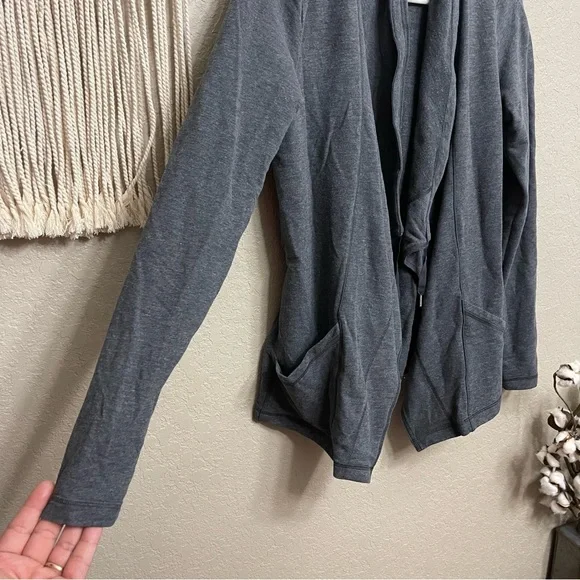 LUCY The Studio Flow wrap drape front front jacket M - Picture 8 of 9